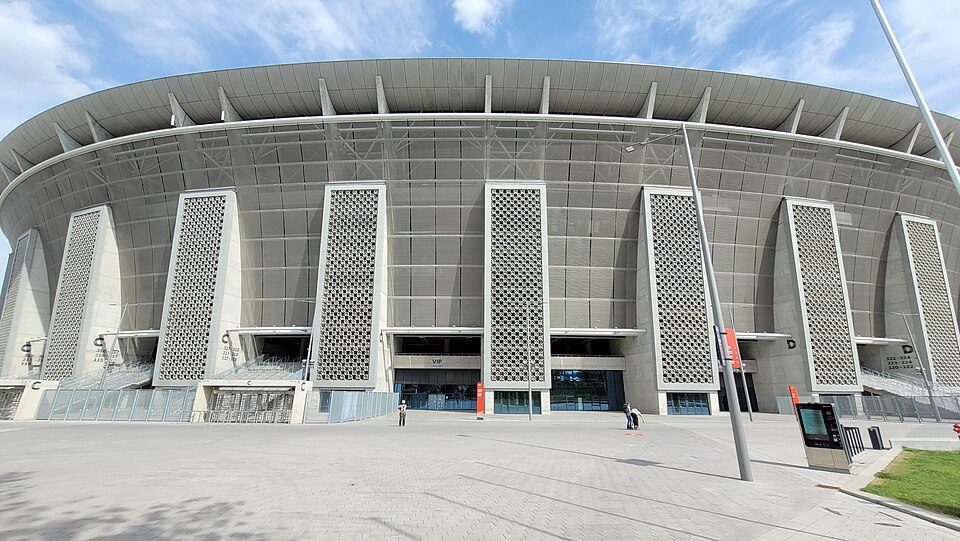 转会风向：拜仁慕尼黑与那不勒斯的引援思路与合同年球星动态 · 米兰官方网页版